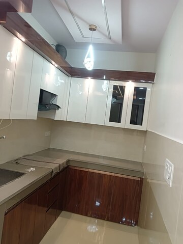 Kitchen in 2 BHK Builder Floor at Dwarka Mor – for Rent