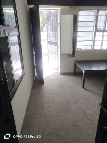 Room in  Pg at Mansarovar – for Rent