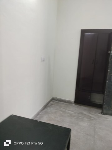 Room in  Pg at Mansarovar – for Rent