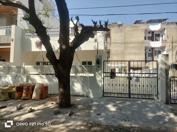   Pg at Mansarovar – for Rent
