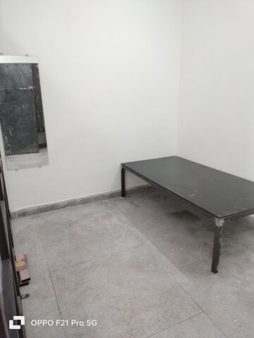 Room in  Pg at Mansarovar – for Rent