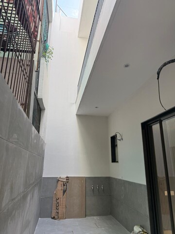 Balcony in 6+ BHK Independent House at Patiala Road – for Sale