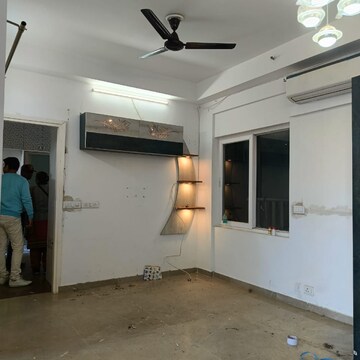 Room in 3 BHK Apartment at Mapsko Mount Ville, Sector 79 – for Sale