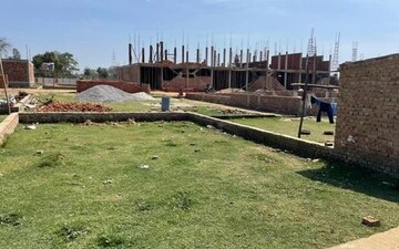 Plot For Sale in Sikandrabad