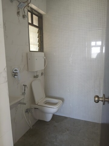 Bathroom in 1 BHK Apartment at Bhoomi Samarth, Goregaon East – for Rent