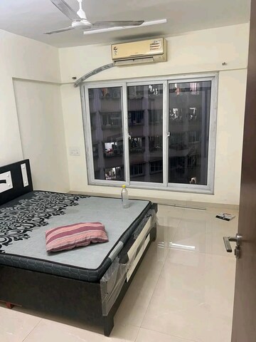 Bedroom in 2 BHK Apartment at Swastik Park, Chembur – for Rent