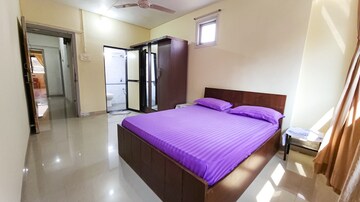 Bedroom in 3 BHK Apartment at Bandra West – for Rent
