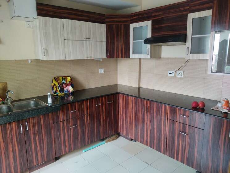 Kitchen, bptp-park-grandeura 2 Bedroom 1325 Sq.Ft. Apartment In Sector 82 Faridabad 8128452