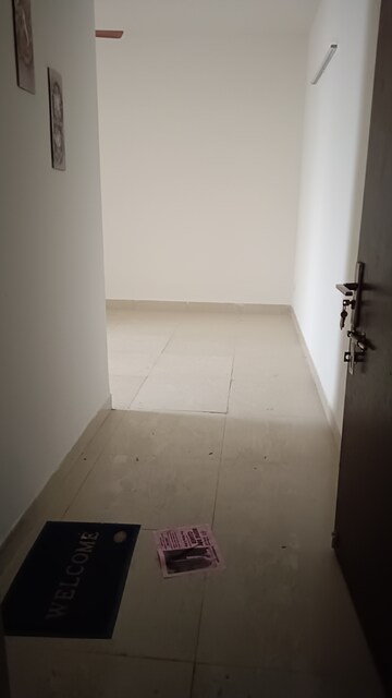 Room in 2 BHK Apartment at Signature Global Synera, Sector 81 – for Rent