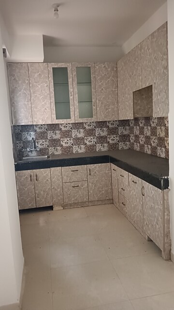 2 BHK Apartment For Rent in Signature Global Synera, Sector 81