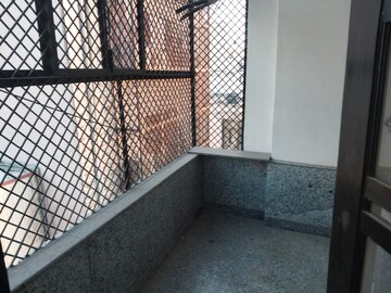Master Bedroom in 3 BHK Builder Floor at Paschim Vihar – for Rent