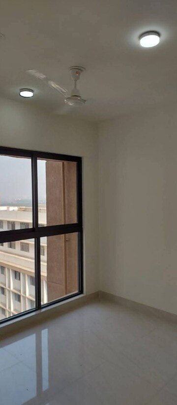 Room in 1 BHK Apartment at Lodha Crown Quality Homes, Majiwada – for Rent