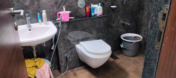 Bathroom, kakkad-madhuban 2 Bedroom 700 Sq.Ft. Apartment In Balewadi Pune 8128465