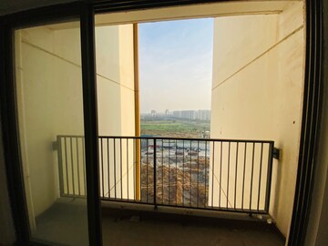 Room in 2 BHK Apartment at Runwal My City Phase II Cluster 05, Dombivli East – for Rent