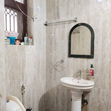 Bathroom in 3 BHK Builder Floor at Sector 21 – for Rent