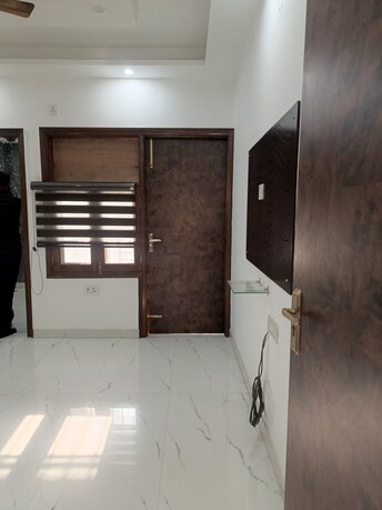 2 BHK Independent House For Rent in Sector 30 Noida  8128561