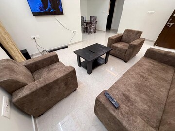 Master Bedroom in 2 BHK Apartment at Banaswadi – for Rent