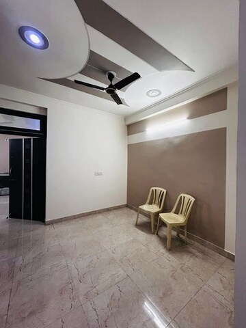 Living Room in 1 BHK Builder Floor at Chattarpur – for Rent
