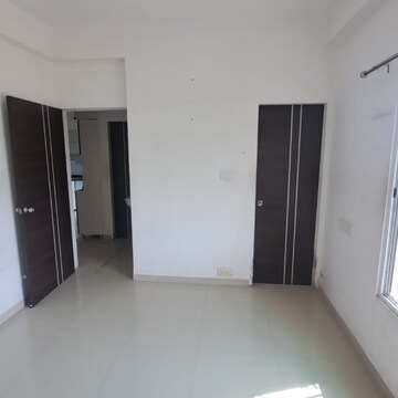Room in 3 BHK Apartment at Fortune 361, Bhadran Nagar – for Rent