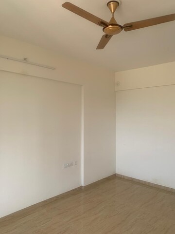 Room in 3 BHK Apartment at VTP Alpine, Mahalunge – for Rent