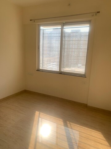 Room in 3 BHK Apartment at VTP Alpine, Mahalunge – for Rent