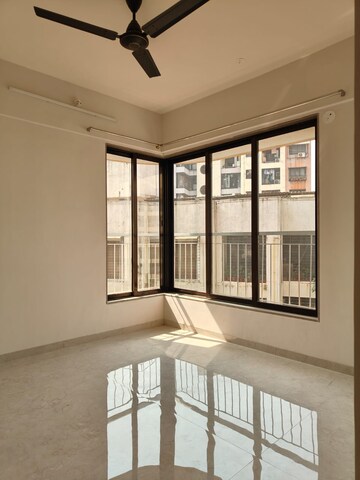 Room in 2 BHK Apartment at Tilak Nagar Building, Tilak Nagar – for Rent