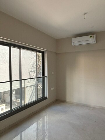 Room in 1.5 BHK Apartment at Shree Krishna Navageeta, Chembur – for Rent