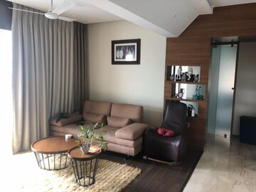 Living Room in 6 BHK Apartment at Market Yard – for Sale
