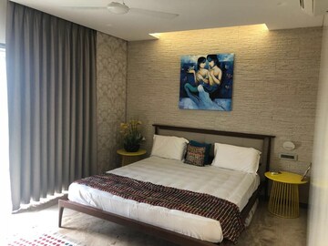 Bedroom in 6 BHK Apartment at Market Yard – for Sale