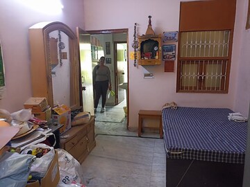 Bedroom in 3 BHK Apartment at Nitin Apartment, Shalimar Garden – for Sale