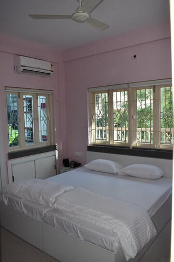 Room in  Pg at Haibowal Kalan – for Rent