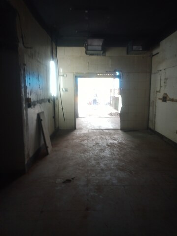 Common Area in  Shop at Andheri West – for Rent