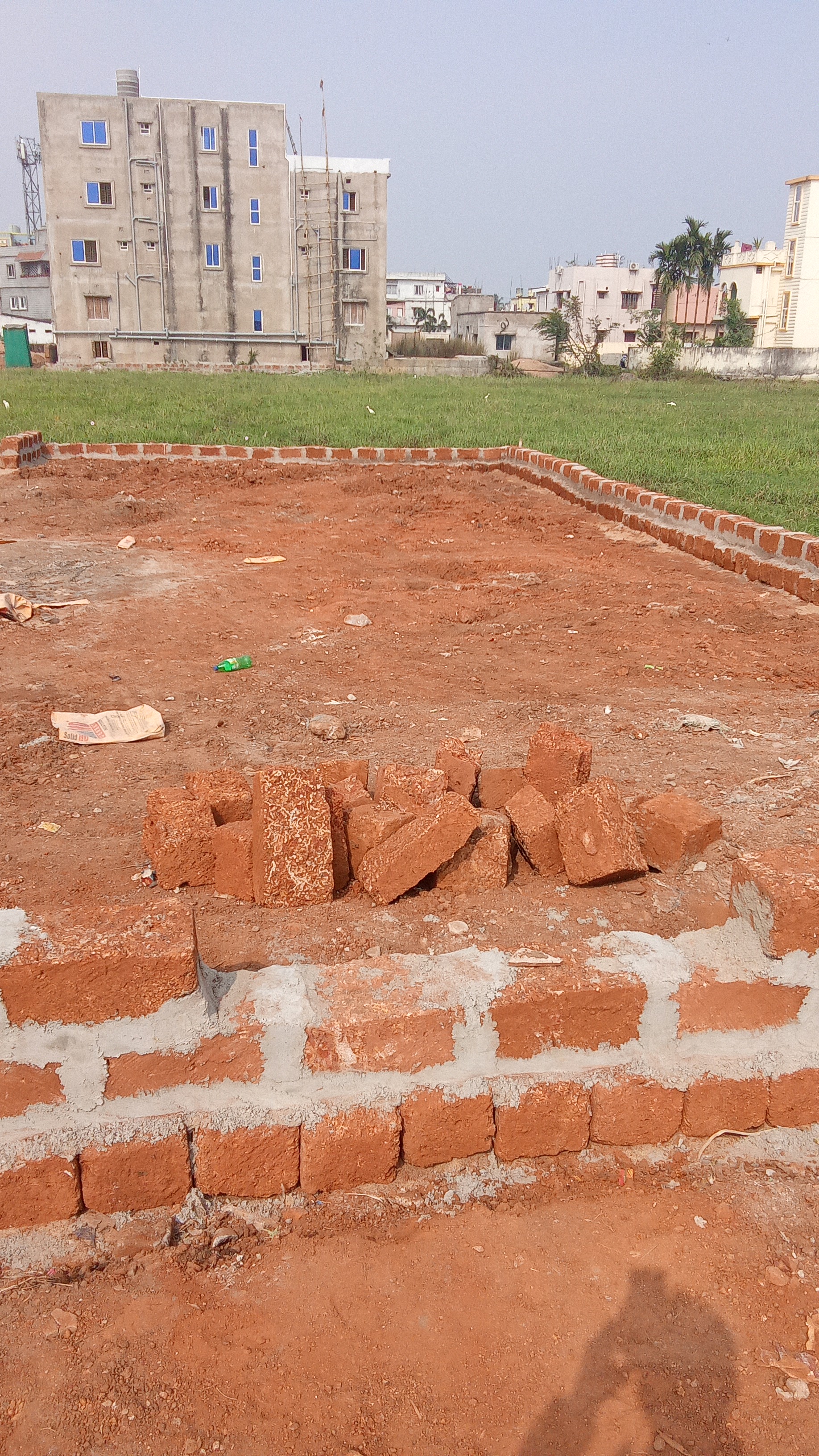 Plot For Sale in Amri Hospital 