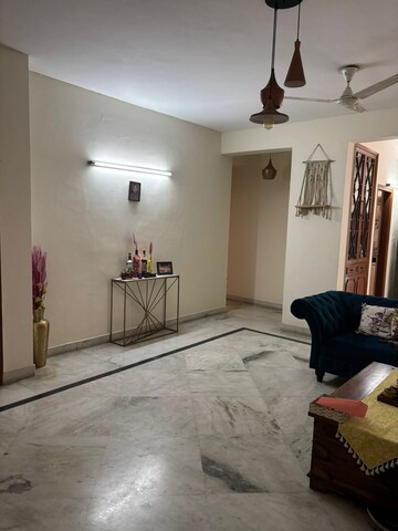 Living Room in 2 BHK Apartment at Ansal Sushant Apartments, Sushant Lok I – for Rent