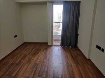 Room in 2.5 BHK Apartment at Krishna Amarillo, Hinjewadi – for Rent