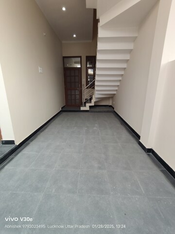 Parking in 2 BHK Independent House at Jankipuram Extension – for Sale