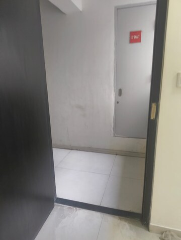 Room in 1 BHK Apartment at Godrej Central, Chembur – for Sale