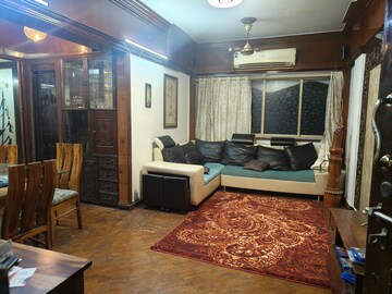 Living Room in 2 BHK Apartment at Ekdant society, Prabhadevi – for Rent
