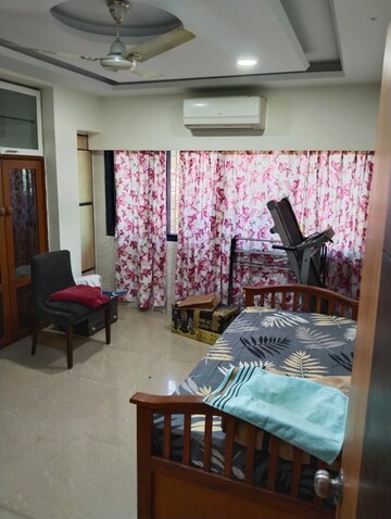 Bedroom in 2 BHK Apartment at Vashi – for Rent