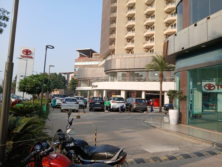 Exterior View, spazedge Commercial Shop 1000 Sq.Ft. In Sector 47 Gurgaon 8128968