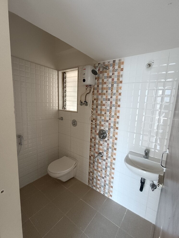 Bathroom, pnk-imperial-heights 1 Bedroom 450 Sq.Ft. Apartment In Mira Road Thane 8128937