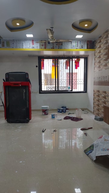 Living Room in 2 BHK Apartment at Sanpada – for Rent