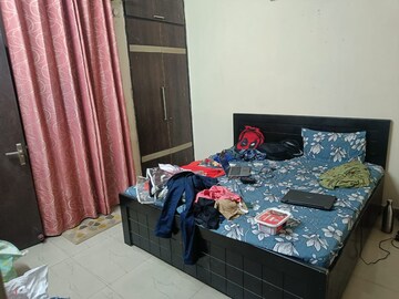 Bedroom in 3 BHK Builder Floor at Ardee City, Sector 52 – for Rent