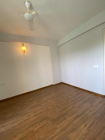 Room in 3.5 BHK Builder Floor at Signature Global City, Sector 37d – for Sale