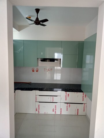 2 BHK Apartment For Rent in Ashar Axis, Majiwada