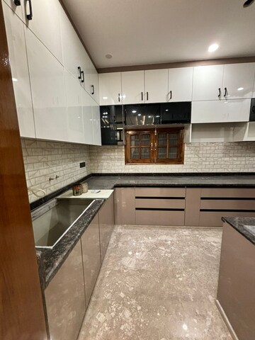 Kitchen in 3 BHK Builder Floor at Anand Vihar – for Rent