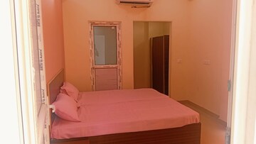 Room in  Pg at Sector 22 – for Rent