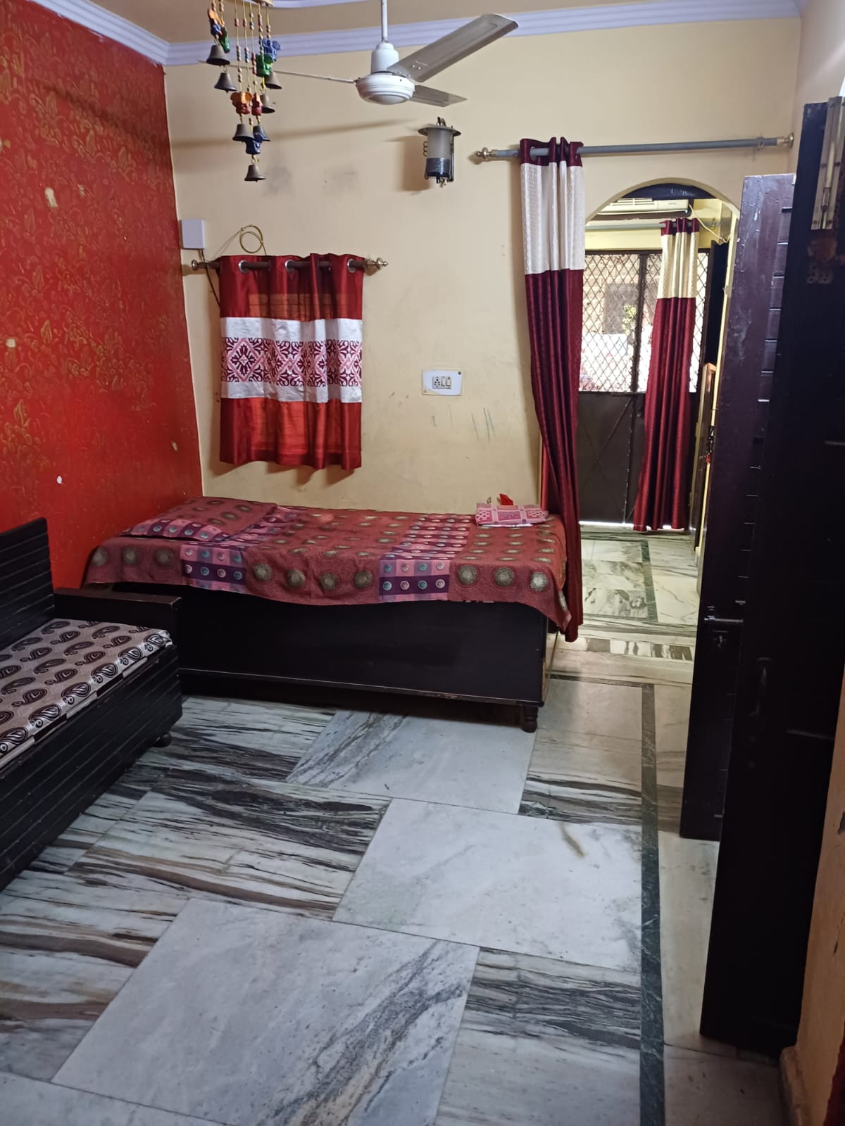 2 BHK + Pooja Room,Servant Room,Extra Room Apartment For Sale in Block  A6 Paschim Vihar 
