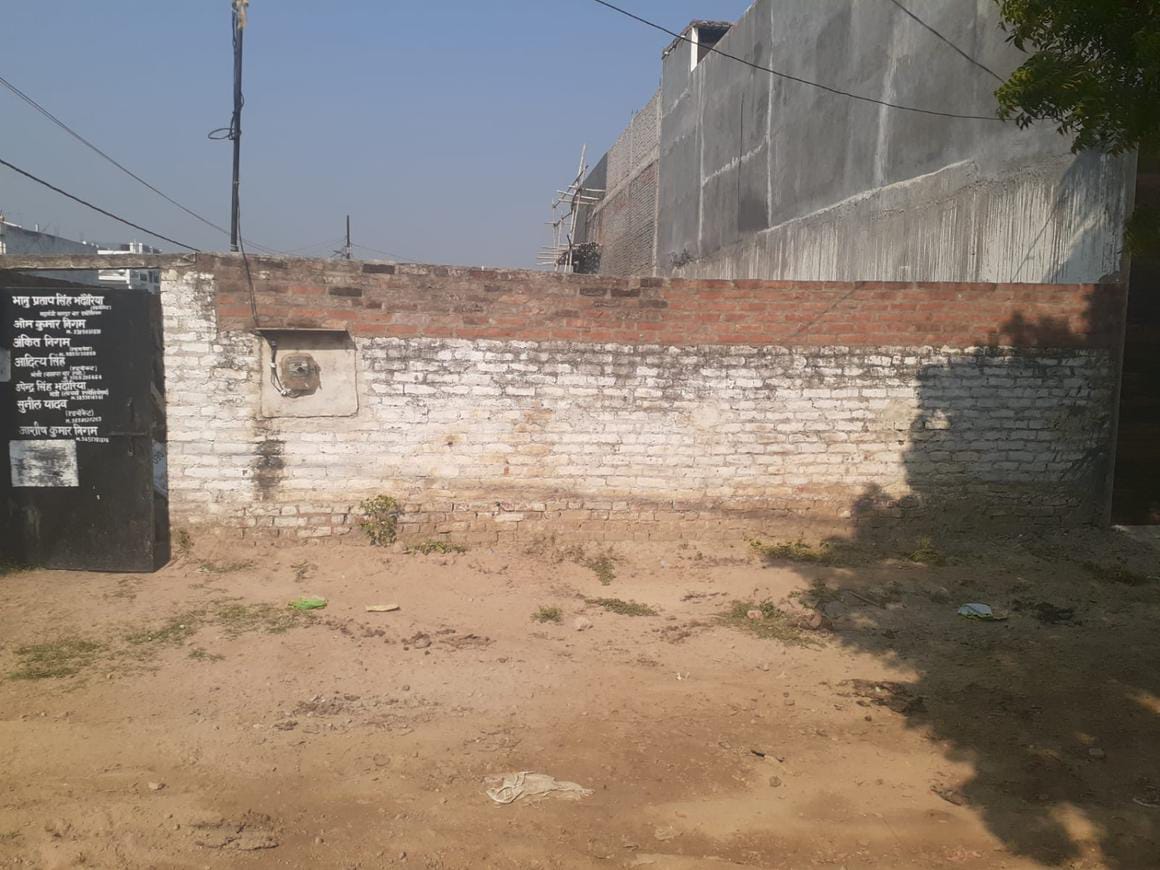 Plot For Sale in Radisson Hotel Jewar Road