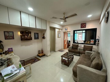 Living Room in 1.5 BHK Apartment at Dombivli – for Sale